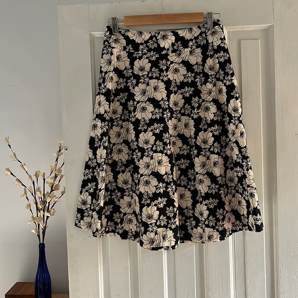 GAP black and cream floral midi skirt